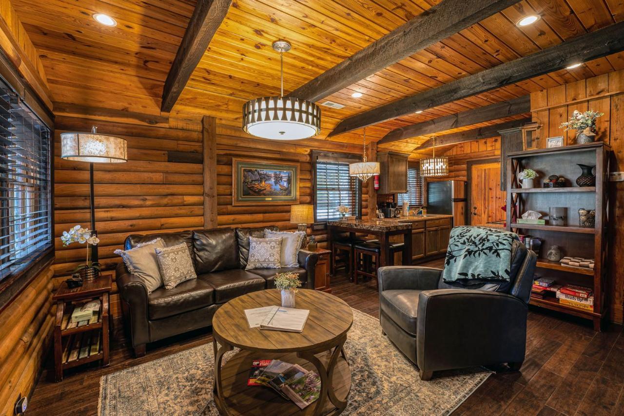 Staynantahala - Smoky Mountain Cabins And Luxury Yurts Aquone Eksteriør billede