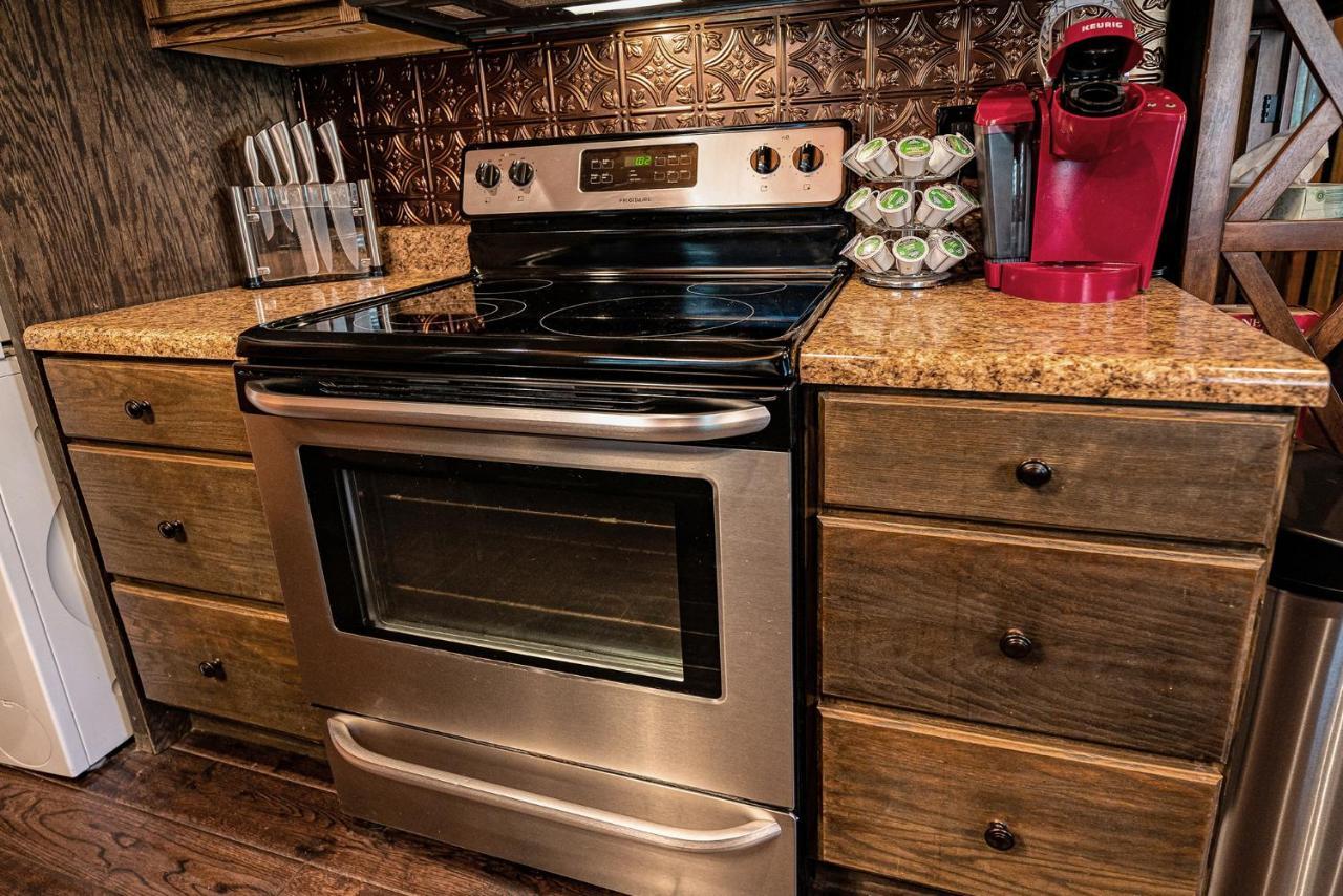 Staynantahala - Smoky Mountain Cabins And Luxury Yurts Aquone Eksteriør billede
