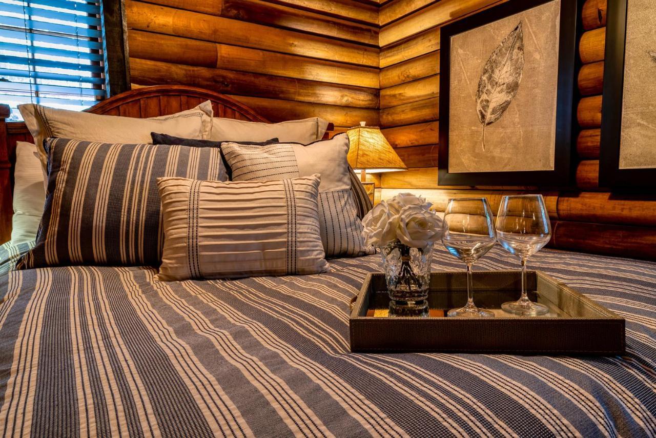 Staynantahala - Smoky Mountain Cabins And Luxury Yurts Aquone Eksteriør billede