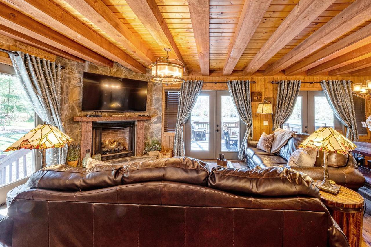 Staynantahala - Smoky Mountain Cabins And Luxury Yurts Aquone Eksteriør billede