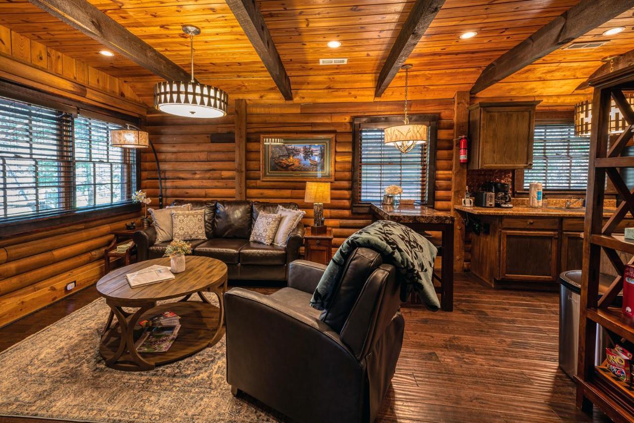 Staynantahala - Smoky Mountain Cabins And Luxury Yurts Aquone Eksteriør billede